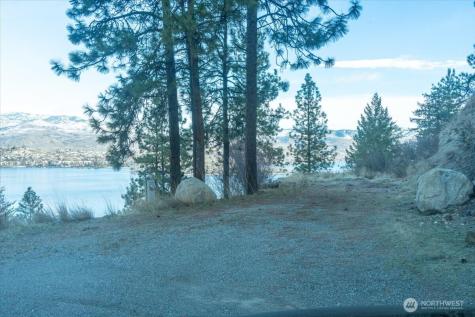 7365 Ridgeview Drive Chelan WA 98816