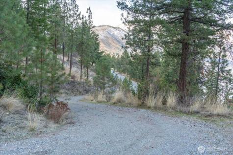 7365 Ridgeview Drive Chelan WA 98816