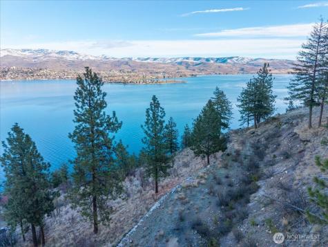 7365 Ridgeview Drive Chelan WA 98816