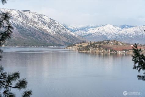 7365 Ridgeview Drive Chelan WA 98816