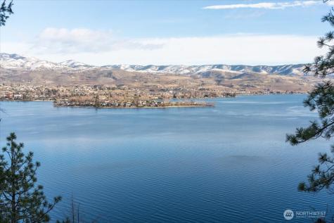 7365 Ridgeview Drive Chelan WA 98816