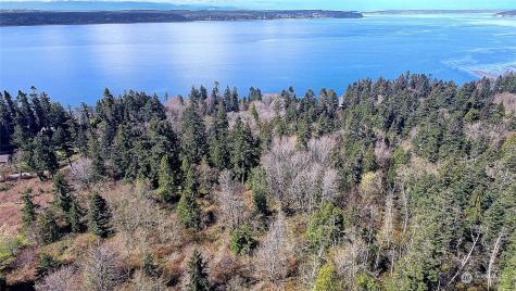 1804 Amber View Place Camano Island WA 98282