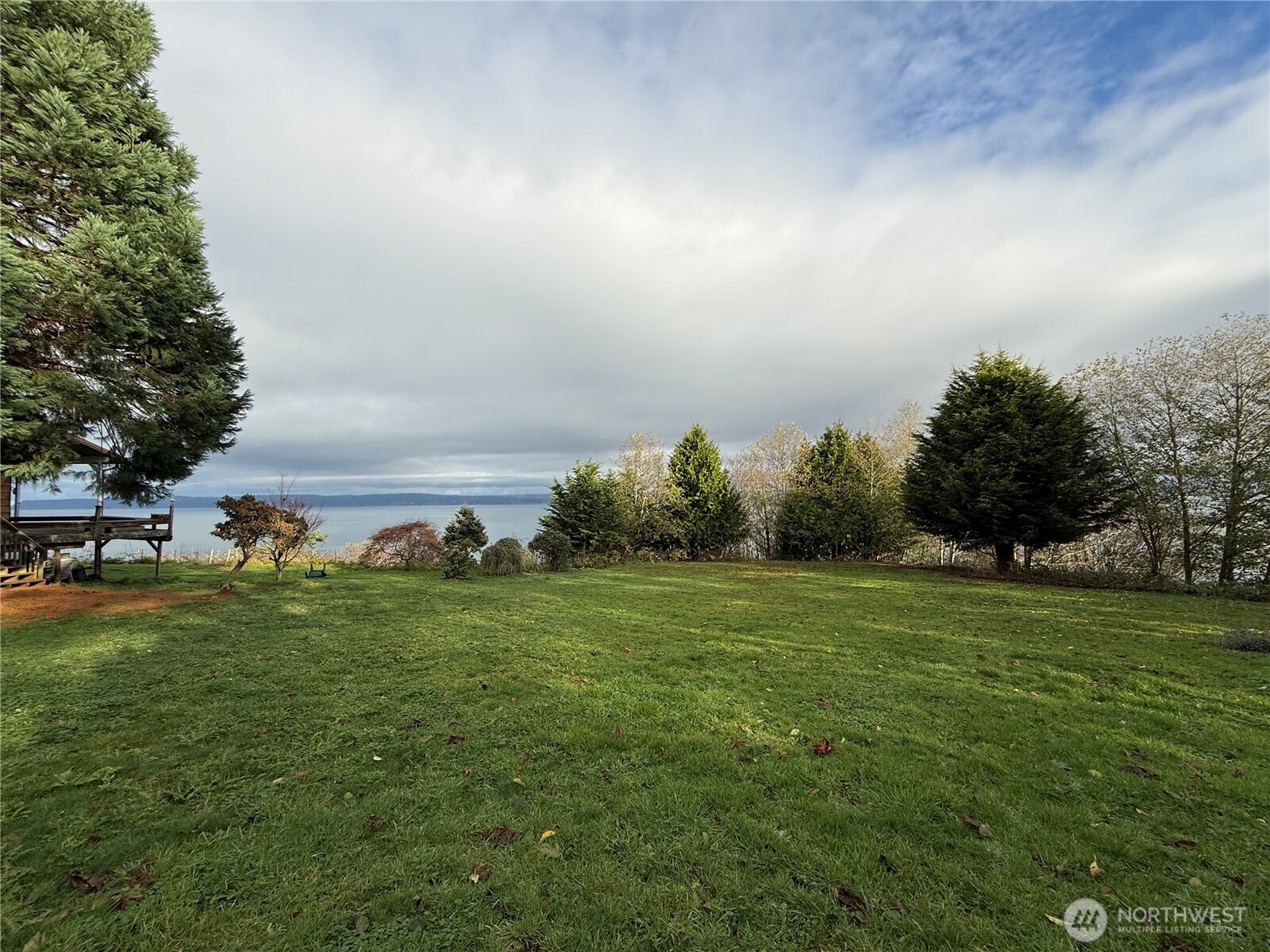 24 E Port Gardener Drive Everett WA 98206