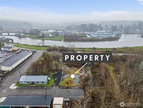 124 Commercial Street Raymond WA 98577