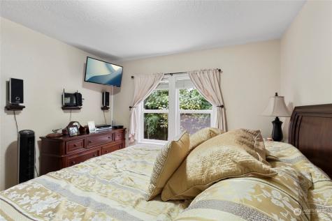 12830 NE 80th Street Kirkland WA 98033