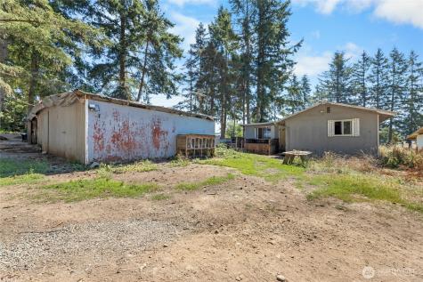 23831 384th Street SE Enumclaw WA 98022