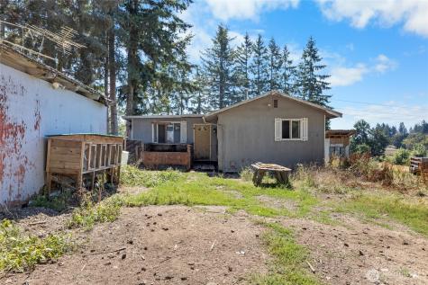 23831 384th Street SE Enumclaw WA 98022