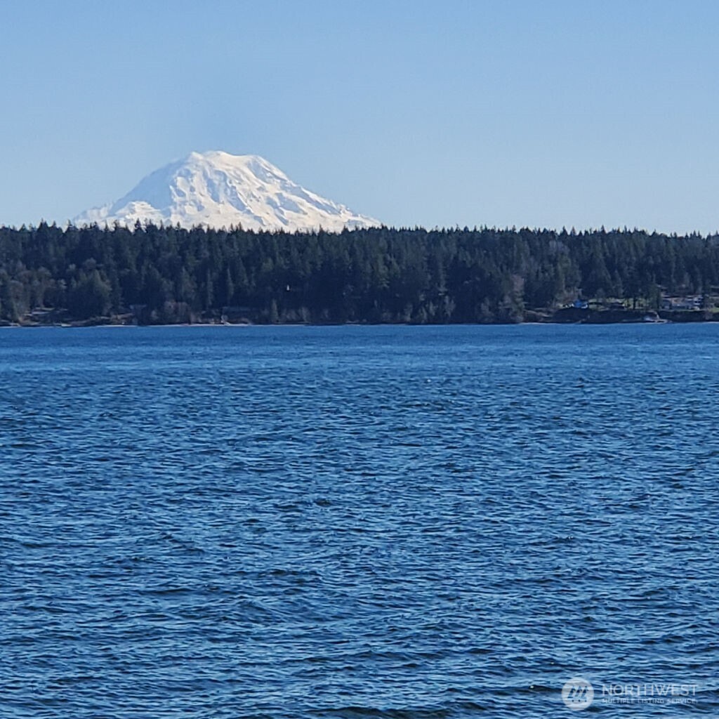 704 E Promontory Road Shelton WA 98584