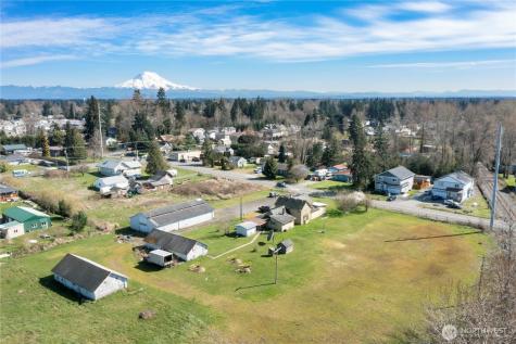 917 85th Street E Tacoma WA 98445