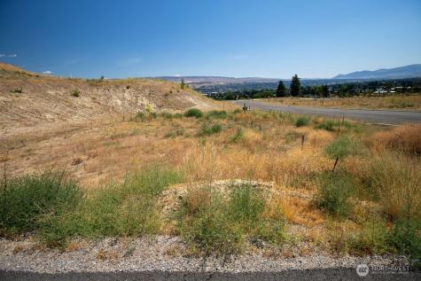 0 Lot 7 Ridgefield Way Wenatchee WA 98801