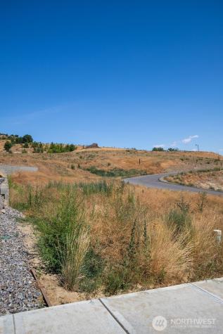 0 Lot 7 Ridgefield Way Wenatchee WA 98801