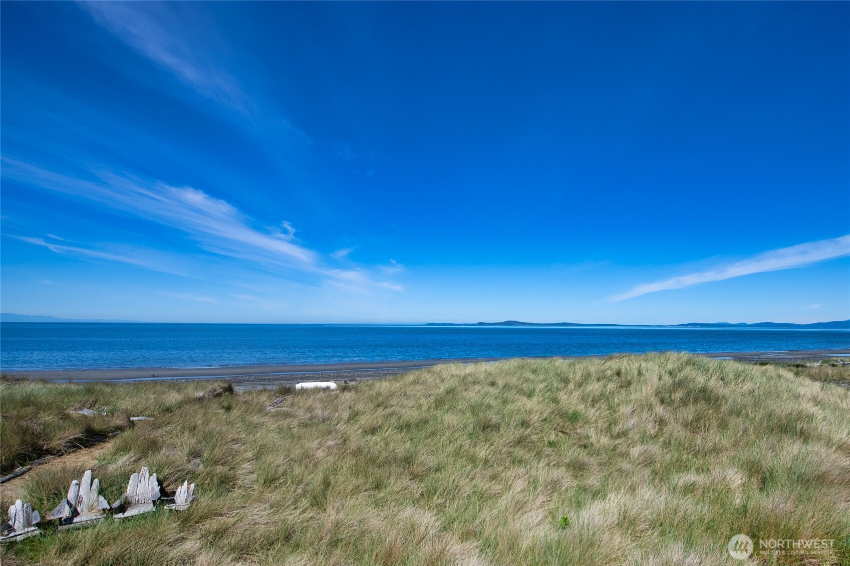 4689 Surfcrest Drive Oak Harbor WA 98277