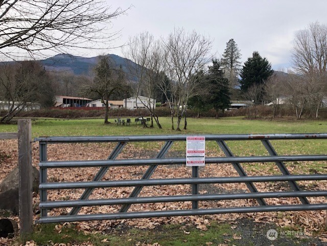 306558 Highway 101 Brinnon WA 98320