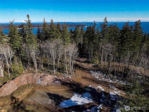 2998 Oak Bay Road Port Hadlock WA 98339