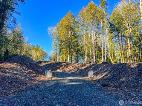 2998 Oak Bay Road Port Hadlock WA 98339