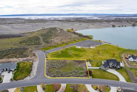 7741 Dune Lake Road SE Moses Lake WA 98837
