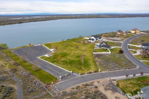 7741 Dune Lake Road SE Moses Lake WA 98837