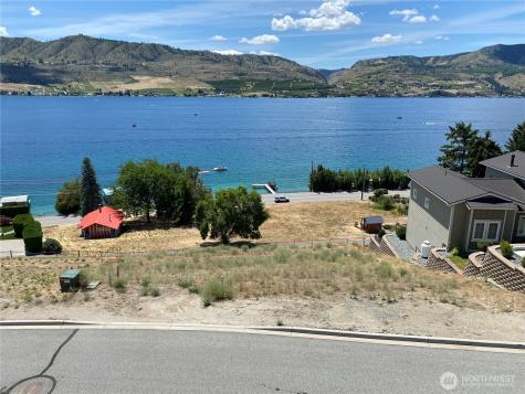 122 Mayer Drive Chelan WA 98816
