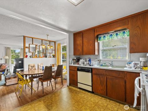 15031 78th Avenue NE Kenmore WA 98028