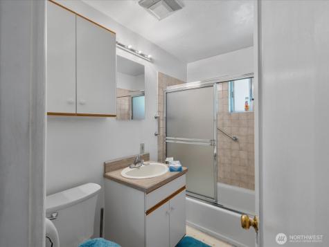 15031 78th Avenue NE Kenmore WA 98028