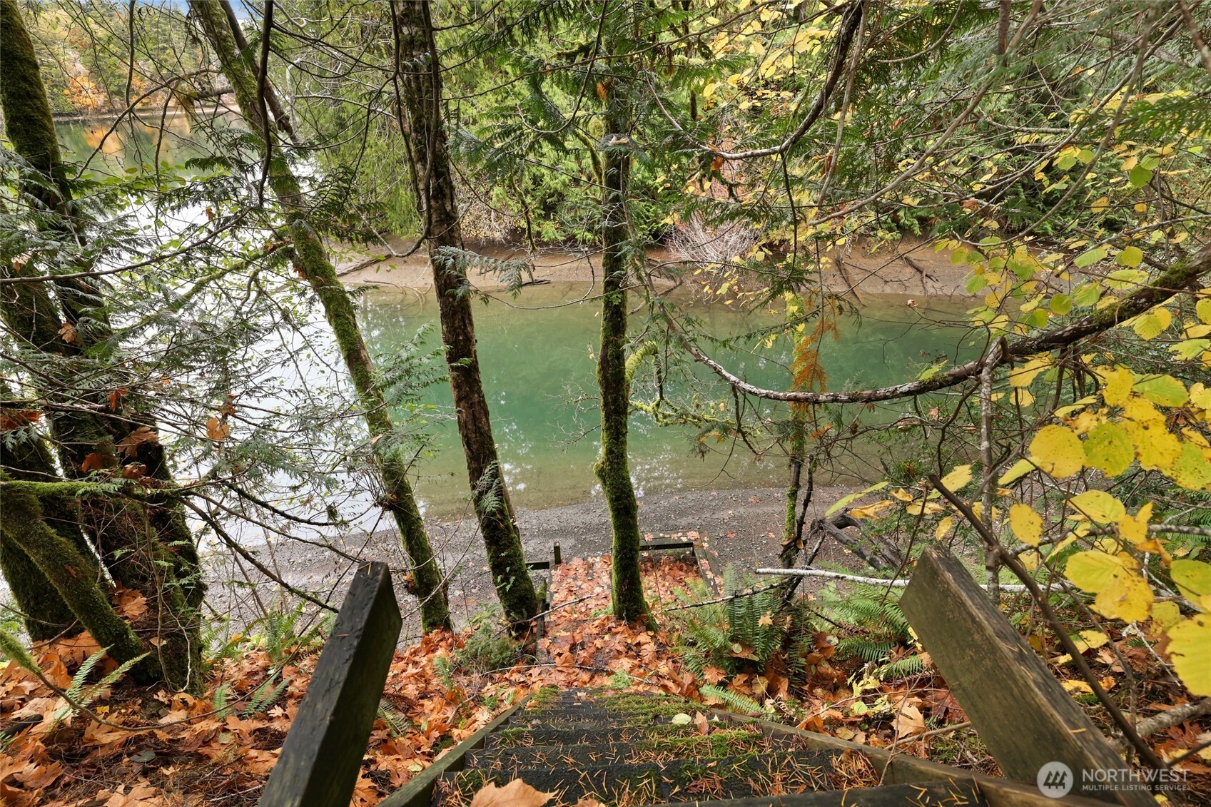 3093 SE Kamilche Point Road Shelton WA 98584