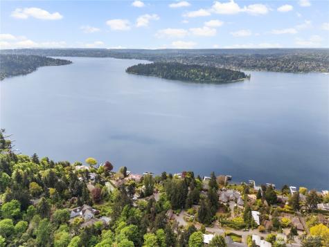 4150 Boulevard Place Mercer Island WA 98040
