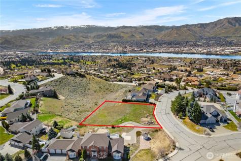 2450 Twin Peaks View East Wenatchee WA 98802