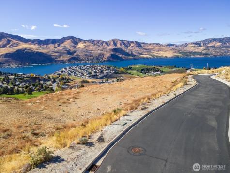 925 Long Drive Chelan WA 98816