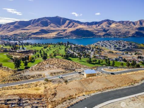 925 Long Drive Chelan WA 98816