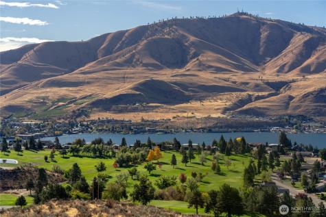 925 Long Drive Chelan WA 98816
