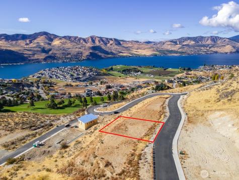 925 Long Drive Chelan WA 98816