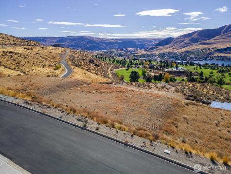 925 Long Drive Chelan WA 98816