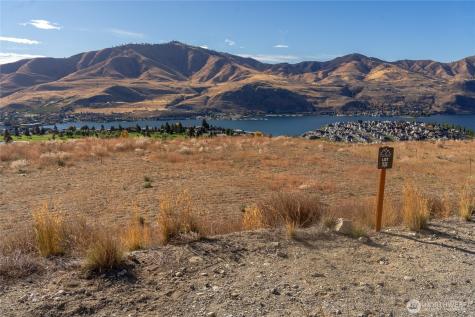 925 Long Drive Chelan WA 98816