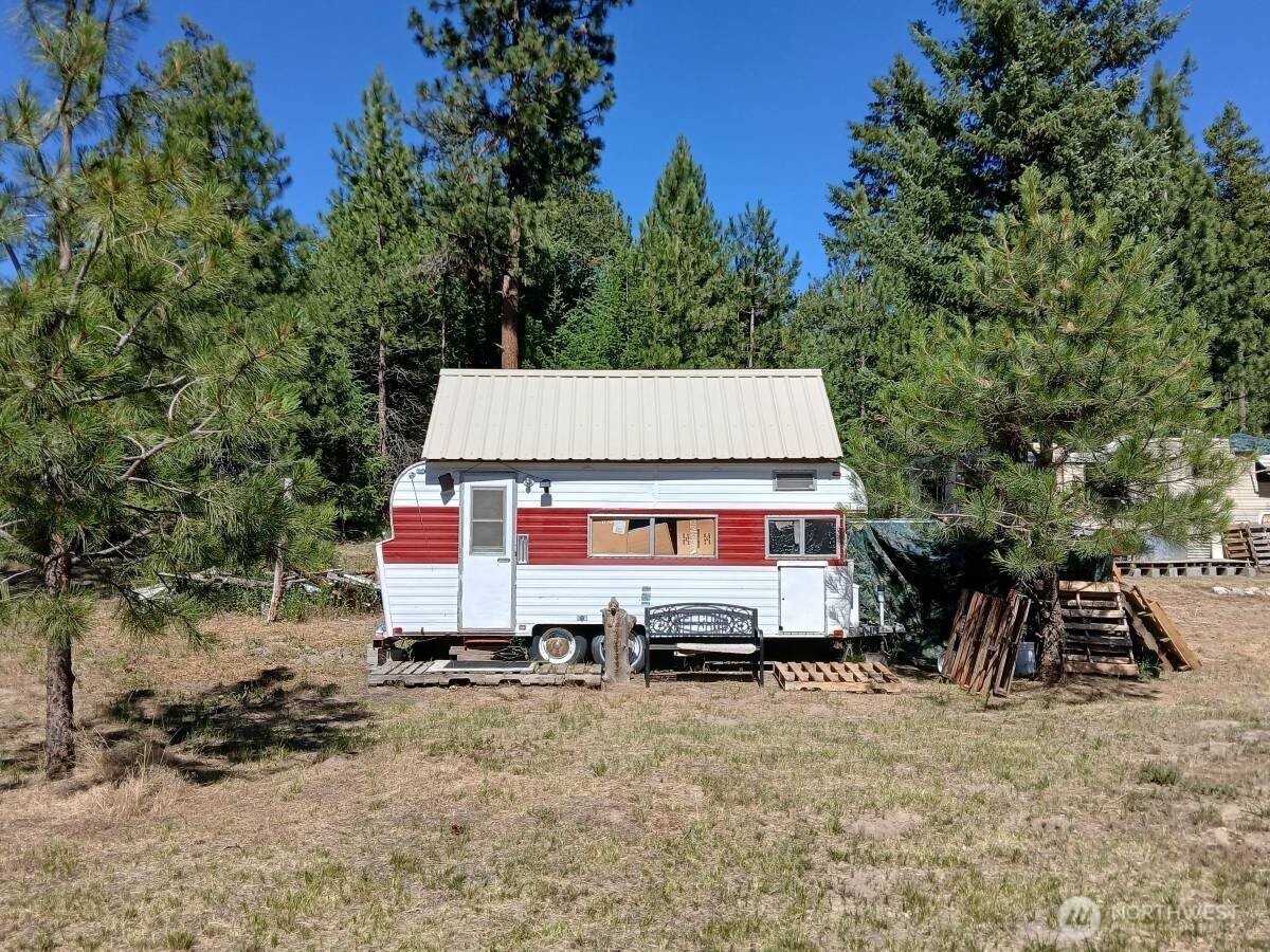38 Broser Way W Tonasket WA 98855