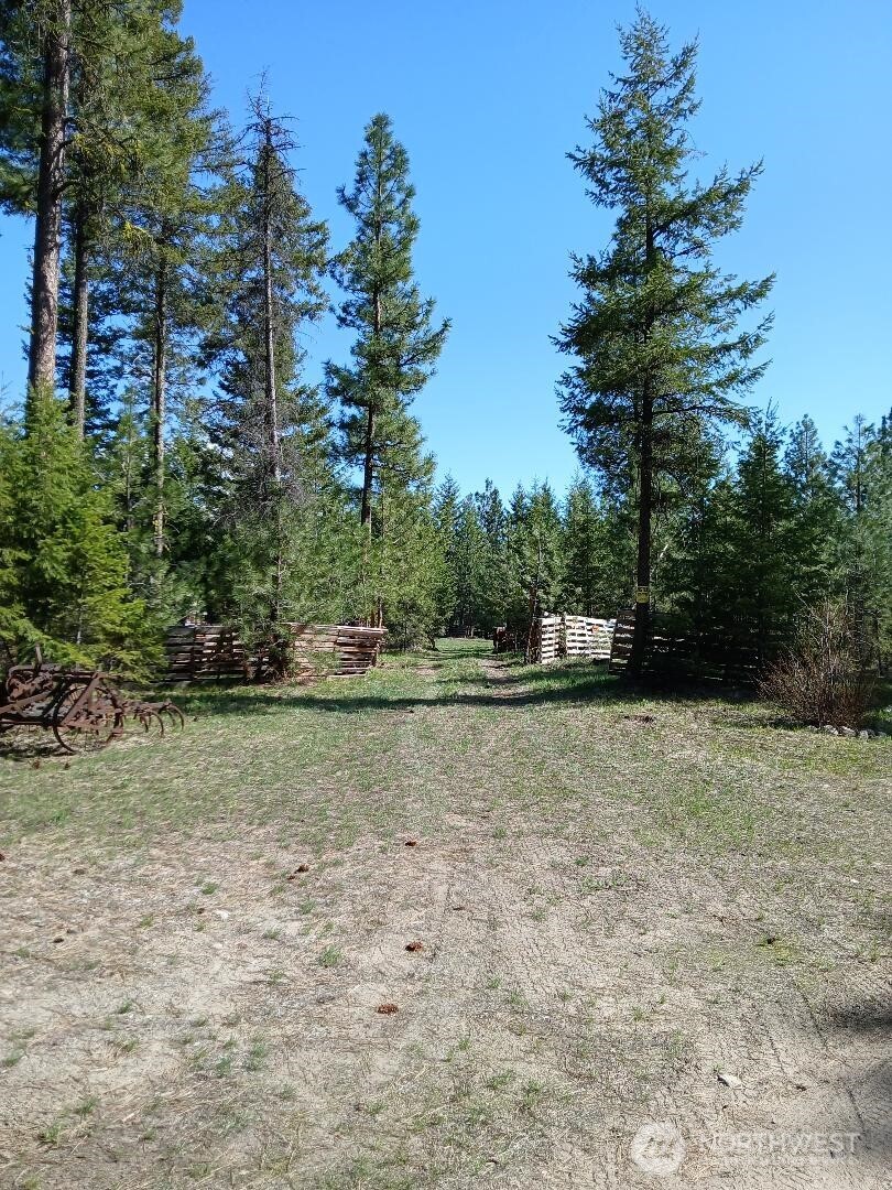 38 Broser Way W Tonasket WA 98855