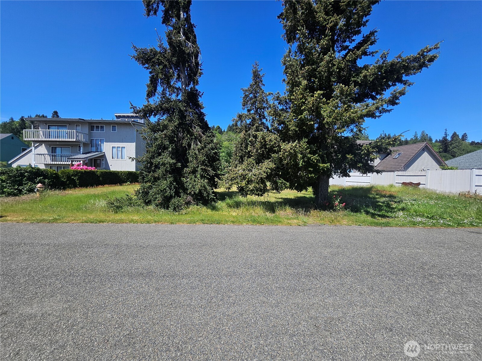 271 N Beach Drive Port Ludlow WA 98365