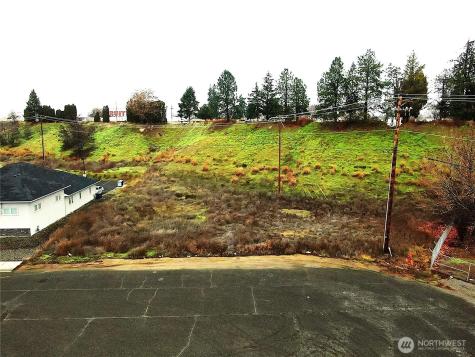 807 Zillah West Road Zillah WA 98953