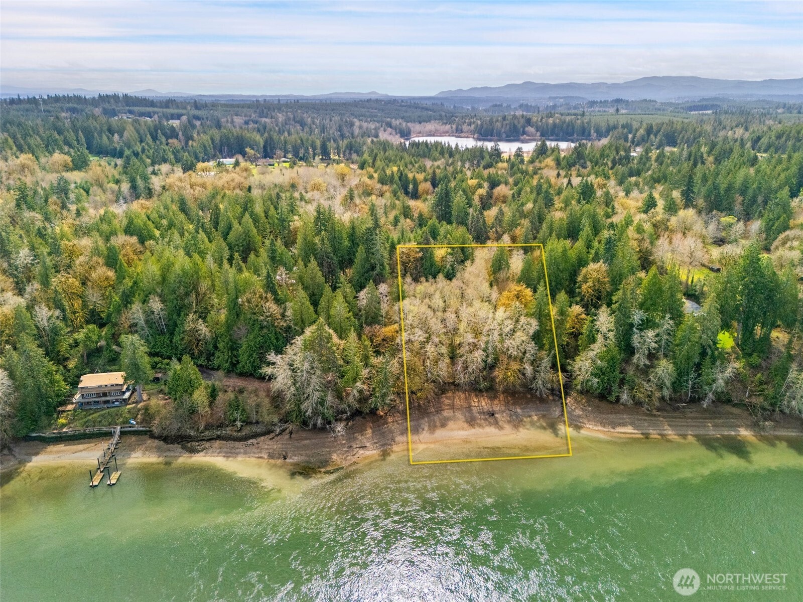 4 SE Sea Der Hok Lane Shelton WA 98584