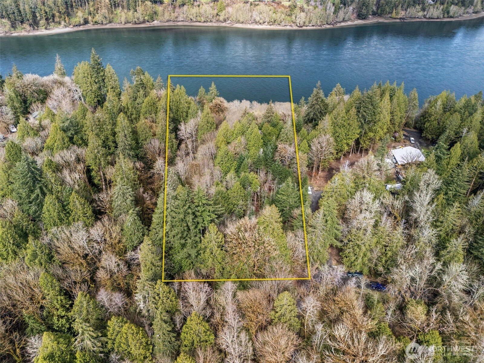 4 SE Sea Der Hok Lane Shelton WA 98584