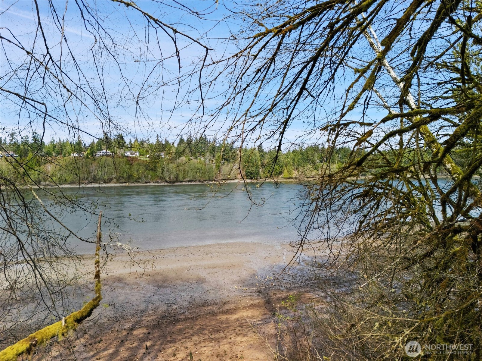 4 SE Sea Der Hok Lane Shelton WA 98584