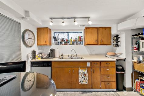 2416 NE 16th Street Renton WA 98056
