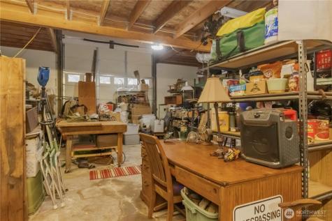 3910 E Harstine Island Road S Shelton WA 98584
