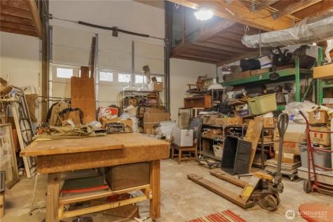3910 E Harstine Island Road S Shelton WA 98584