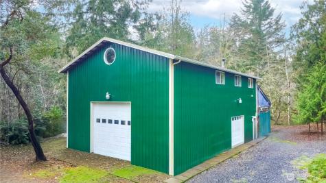 3910 E Harstine Island Road S Shelton WA 98584