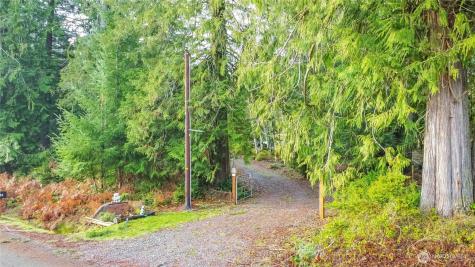 3910 E Harstine Island Road S Shelton WA 98584