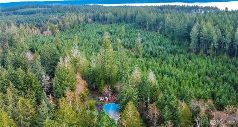 3910 E Harstine Island Road S Shelton WA 98584