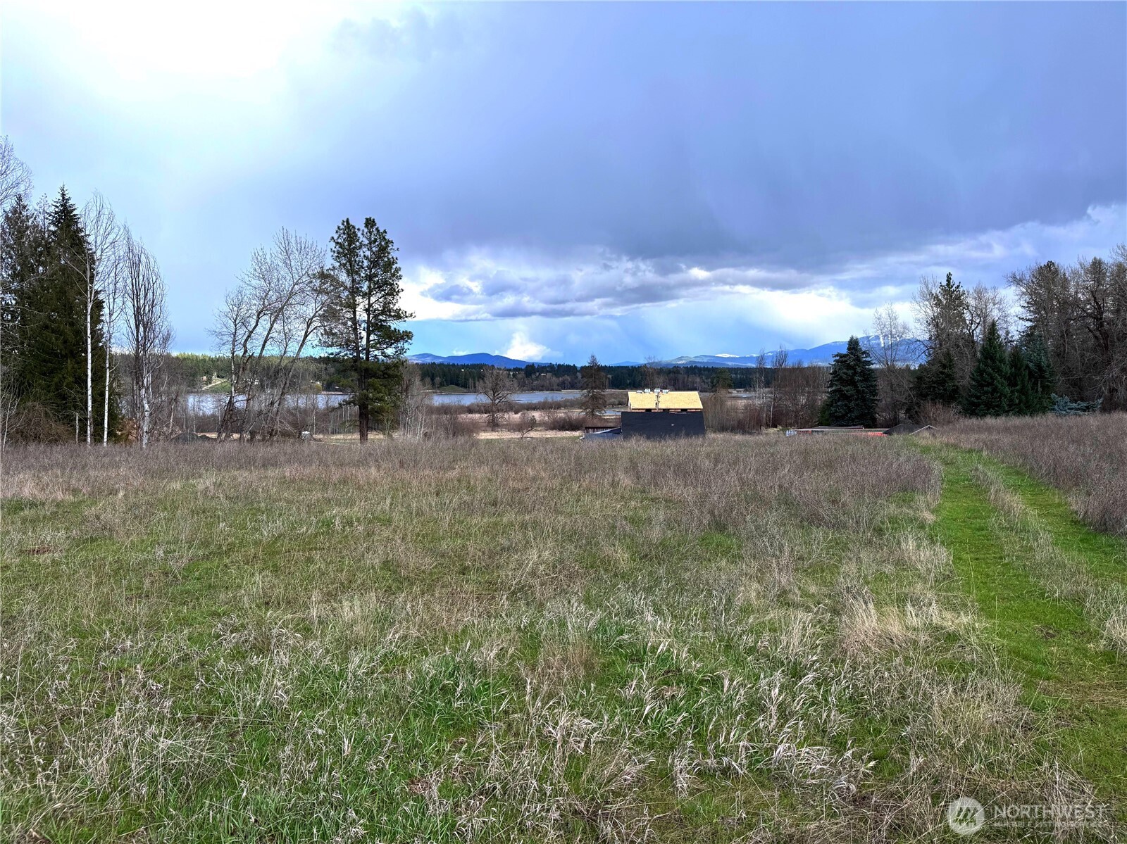 2 E Eloika Lake Road Deer Park WA 99006