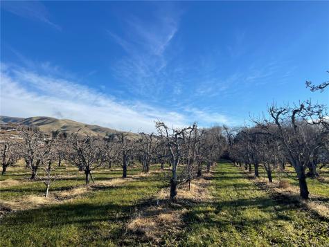 3765 Iroquois Lane Wenatchee WA 98801