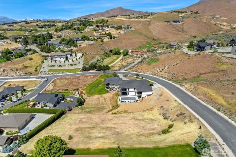 443 W Rolling Hills Lane Wenatchee WA 98801