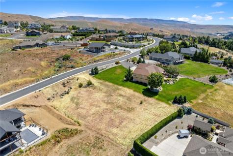443 W Rolling Hills Lane Wenatchee WA 98801